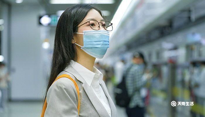 脸又大又胖戴什么眼镜