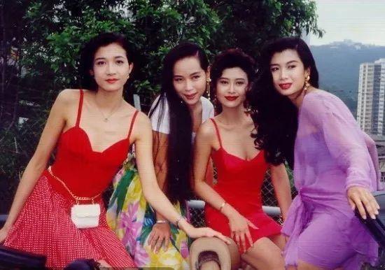 港风穿搭，看90年代港星经典穿搭