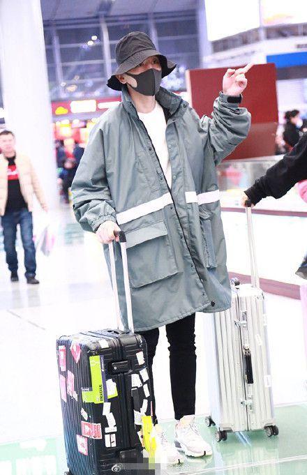 1565148443760801.jpg 渔夫帽怎么挑选,明星们都在戴的渔夫帽,到底有多火?