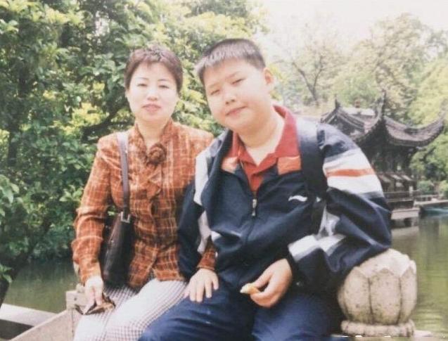 1570761708257932.png 魏大勋减肥方法,最胖时200多斤,原来他是这样减肥的