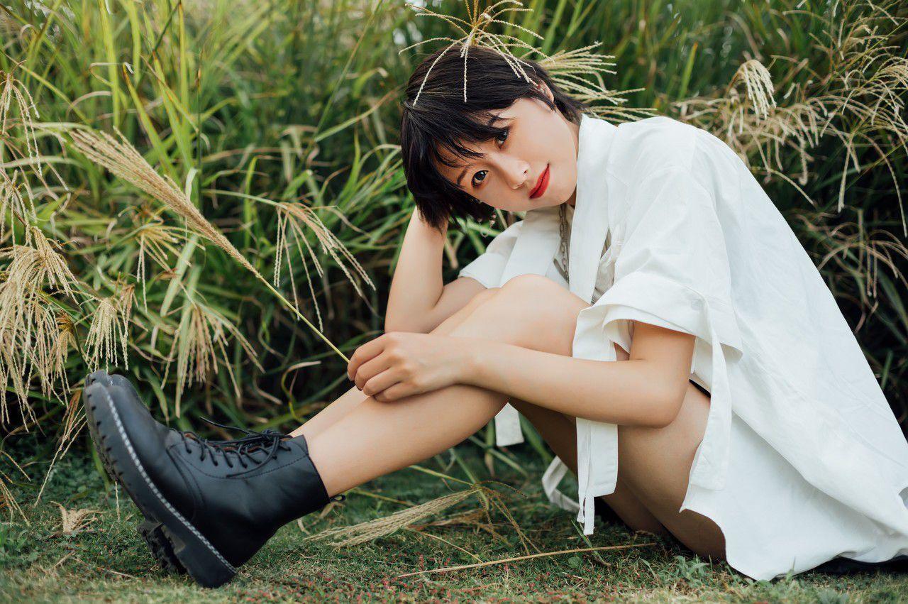 1596425461363833.jpg 女生马丁靴搭配,这样搭配更有女人味