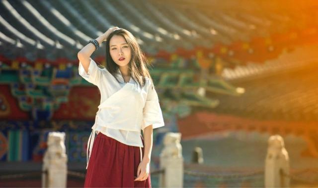 出去旅游怎么穿衣打扮,教你如何搭配才更上镜
