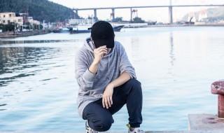 男生穿什么颜色的匡威(男生穿什么颜色的匡威鞋好看)