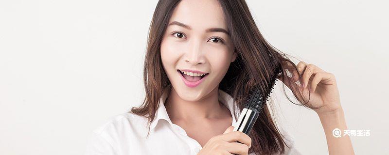 自己在家用药水做卷发的步骤