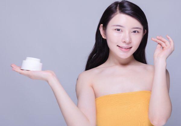 画眼影需要底层护肤吗