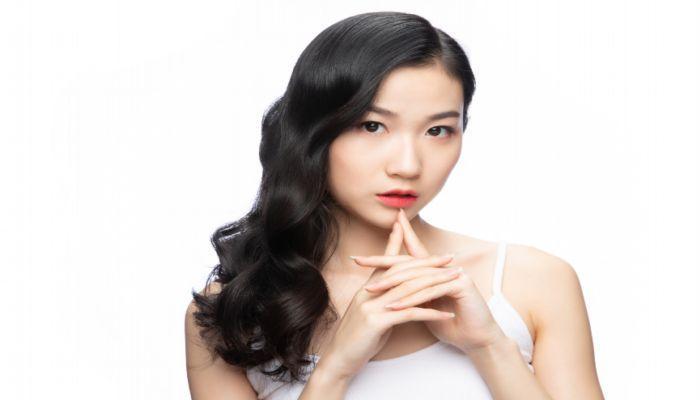 如何涂唇釉