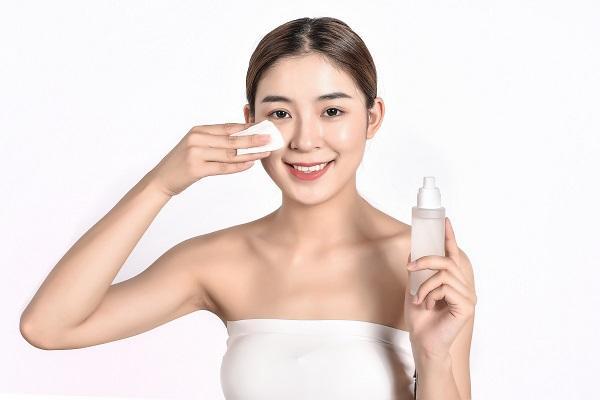 洗面奶能洗掉散粉吗