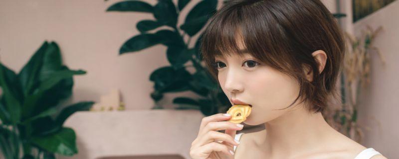 波波头发尾打理方法