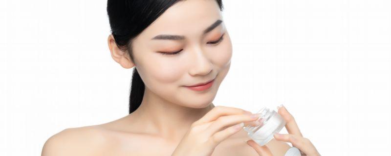素颜霜和素颜乳有什么不同