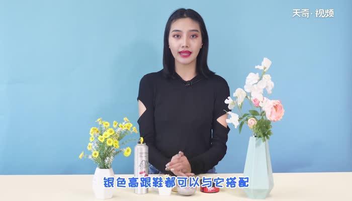 卡其色裤子配什么鞋子 卡其色裤子的搭配