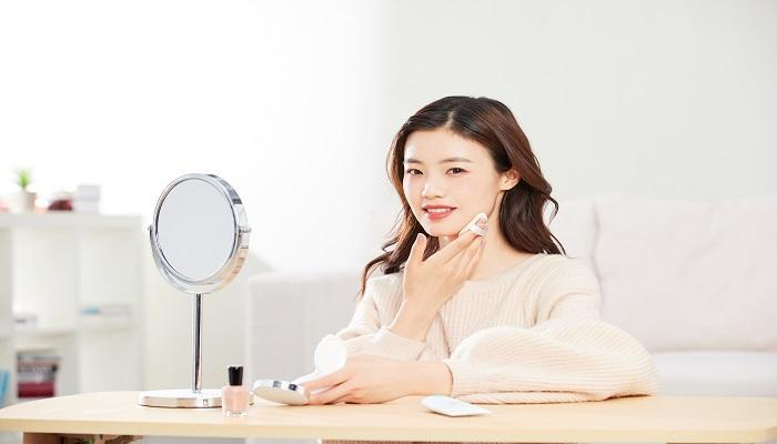 BB霜打底化妆方法