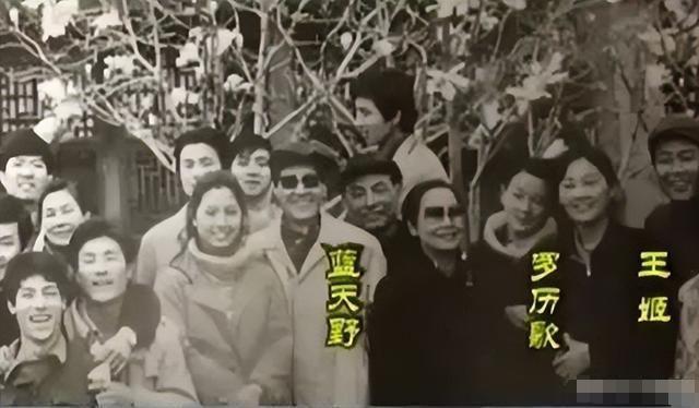 著名表演艺术家蓝天野因病在家中逝世,享年95岁