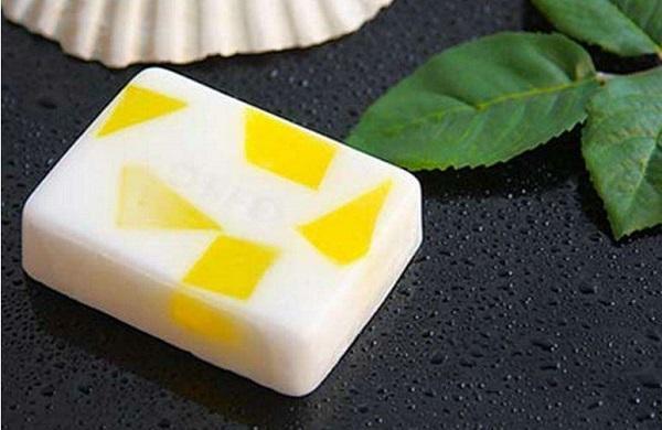 香皂可以洗脸吗