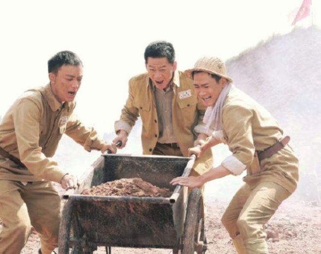 《一路向前》2名演员凌晨溺水身亡,其身份曝光,主演集体噤声