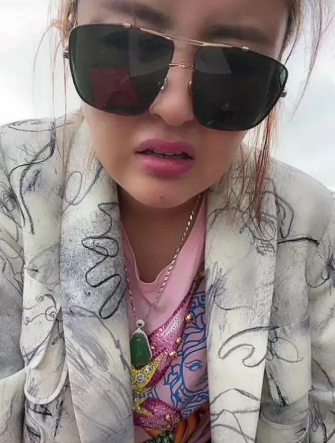 网红娇娇直播承认:本山传媒没欠我一分钱,我之前所做的都是假的