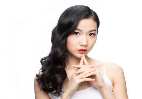 小方脸适合什么发型