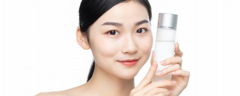 爽肤水冻冰了还能用吗