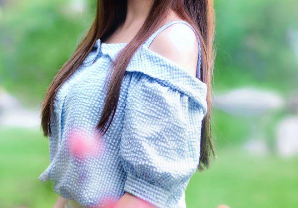 微胖的女生适合穿什么裙子 微胖的女生如何挑选显瘦的裙子