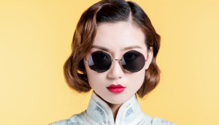 不留刘海的女生发型