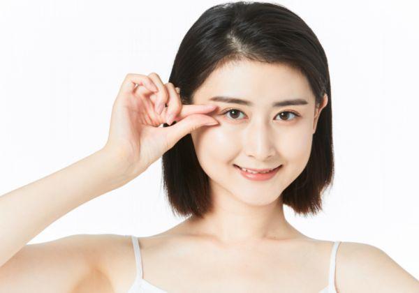 自制除皱眼膜小方法
