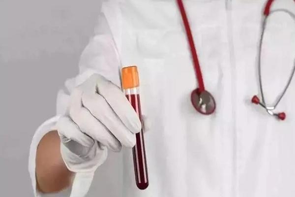 hcg超过26万且孕13周唐筛检查mom值为2.33是怎么回事？是葡萄胎吗？