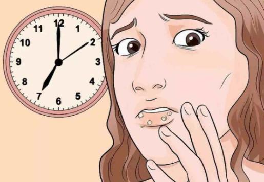 怎么区分上火和疱疹引起的起泡？