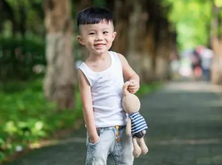 为什么在汕头做试管婴儿包生男孩容易上当受骗？
