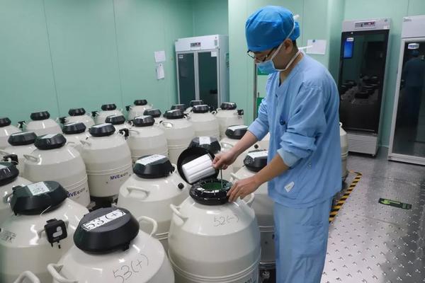 冷冻胚胎做基因检测是否会影响其存活率?对其减少移植次数有作用吗?