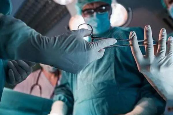 女性进行试管婴儿前期检查应该挂什么科室？