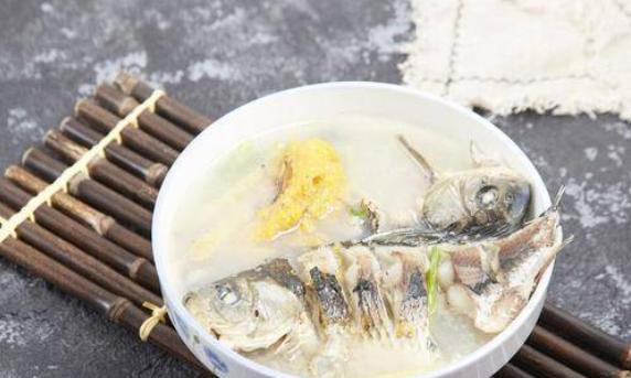 水鱼汤和羊肉混着吃会不会对身体有副作用?