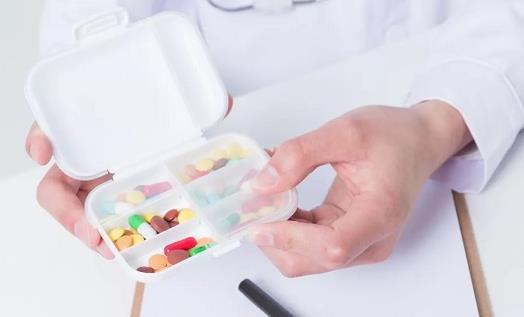 试管婴儿双胞胎应谨慎考虑，避免破坏男女平衡发展