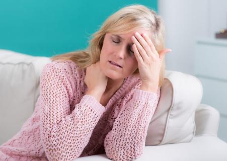 绝经半年之后想要生育的女助孕气馁，绝经半年之后仍有办法可以生育