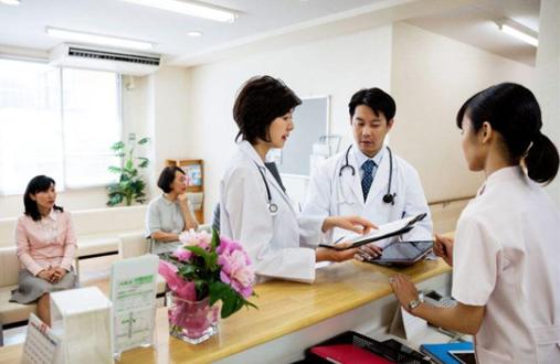 私试管医院多少钱？费用究竟由谁出？