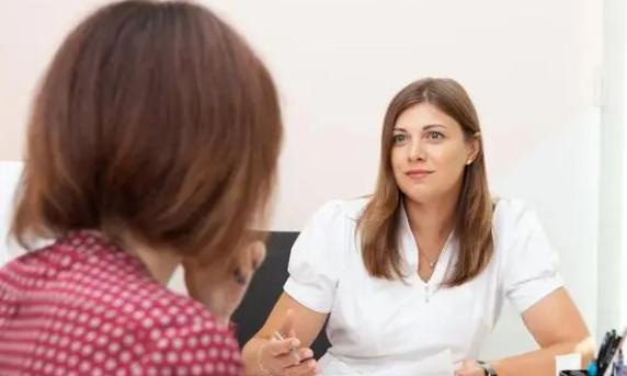 试管婴儿怀孕是不是比自然受孕的孕吐反应更大？