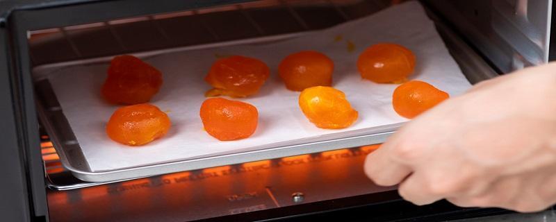 咸蛋黄为什么要用油泡
