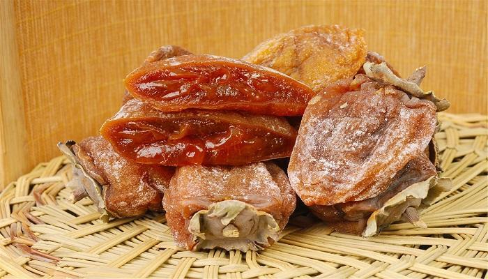 柿饼外面的白色粉末是什么