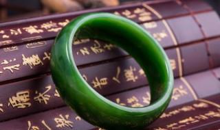 冰种翡翠偏扣怎么保养(冰种翡翠怎么养才透)