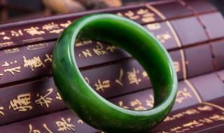 怎么分辨翡翠的优势 如何鉴别翡翠的优劣