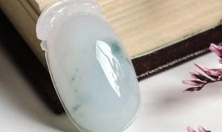 翡翠冰种糯种区别（翡翠糯种和冰种区别）